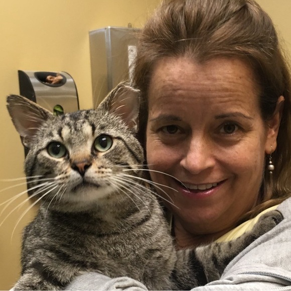 Meet your Posher, Kim - Picture 15 of 16